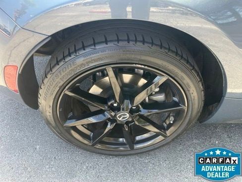Used 2020 MAZDA MX-5 Miata Club RWD image 18