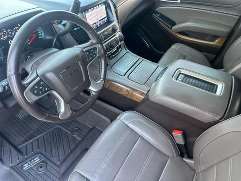 Used 2020 GMC Yukon Denali w/ Denali Ultimate Package AWD/4WD image 10
