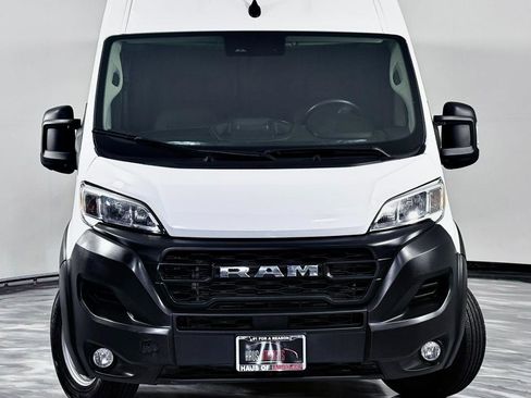 Used 2024 RAM ProMaster 2500 w/ Cold Weather Group FWD image 7
