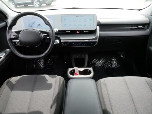 Used 2024 Hyundai Ioniq 5 SEL AWD/4WD image 10