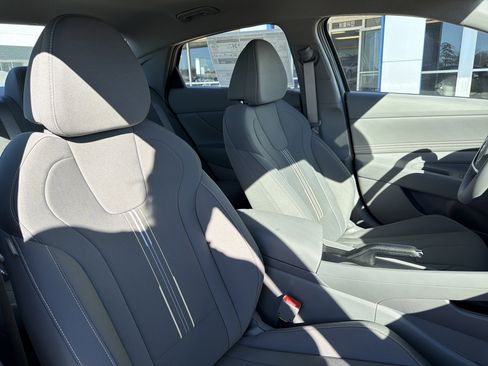 New 2026 Hyundai Elantra Sport image 7