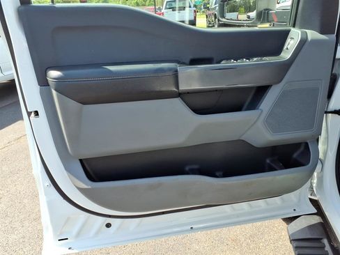 Used 2023 Ford F250 XL w/ STX Appearance Package AWD/4WD image 17