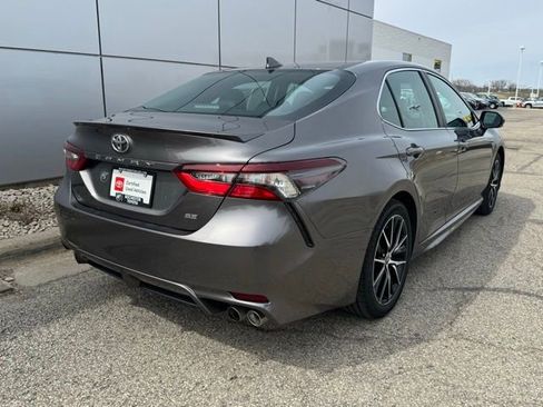 Used 2021 Toyota Camry SE w/ Cold Weather Package image 36