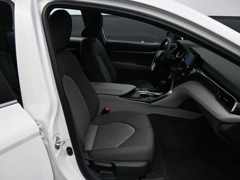 Certified 2023 Toyota Camry LE image 24