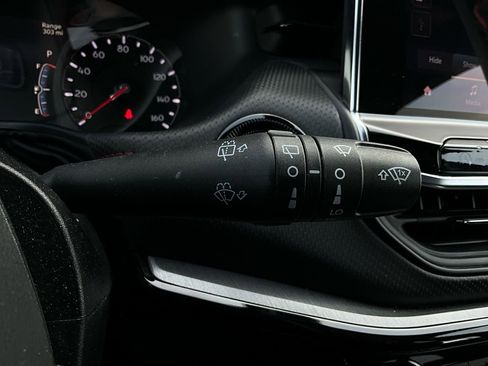 Used 2025 Jeep Compass Trailhawk image 37