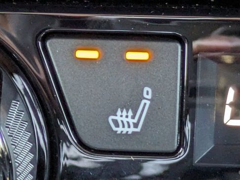 New 2026 Nissan Kicks SV w/ SV Premium Package image 22