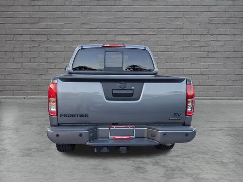 Used 2021 Nissan Frontier SV w/ Midnight Edition Floor Mats RWD image 9
