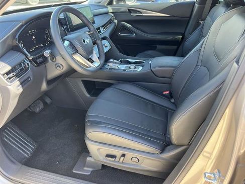 Used 2026 INFINITI QX60 Luxe w/ Cargo Package FWD image 7