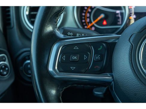 Used 2020 Jeep Gladiator Overland w/ Trailer Tow Package image 26