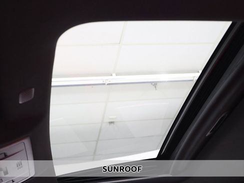 Used 2022 Lexus IS 350 F Sport image 3