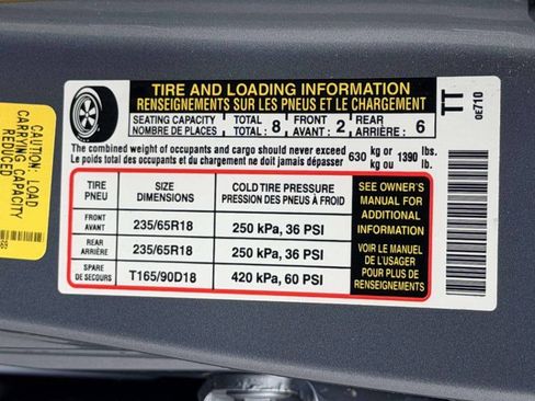 Used 2020 Toyota Highlander XLE FWD image 26