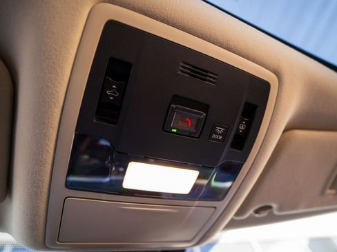 Used 2021 Lexus RX 450h AWD w/ Luxury Package image 25