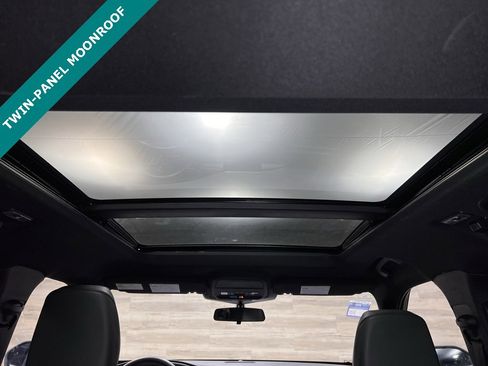 Used 2023 Ford Explorer Timberline image 5