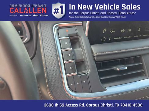 Used 2023 GMC Yukon AT4 w/ AT4 Premium Plus Package AWD/4WD image 25