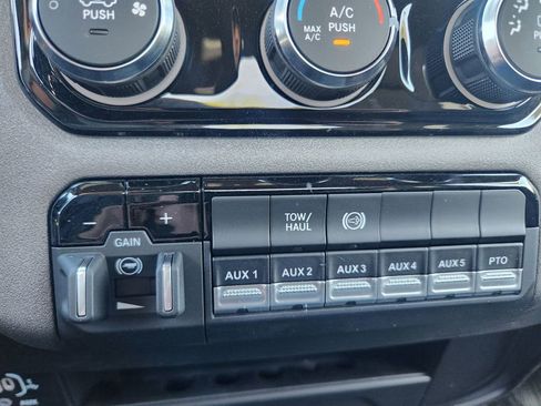 New 2026 RAM 5500 Tradesman AWD/4WD image 24