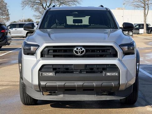 Certified 2025 Toyota 4Runner SR5 image 7