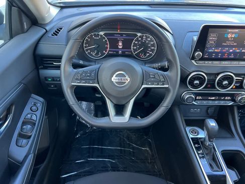 Used 2021 Nissan Sentra SV image 15