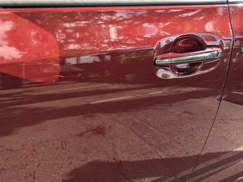 Used 2020 Toyota Sienna XLE w/ XLE Navigation Package image 7