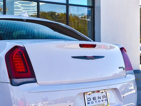 Used 2023 Chrysler 300 S image 34