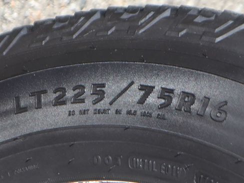 Used 2016 Ford E-450 and Econoline 450 Super Duty w/ Power Windows & Locks Group RWD image 36