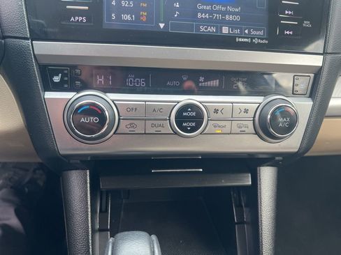 Used 2017 Subaru Outback 2.5i Premium image 62