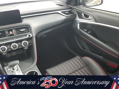 Used 2023 Genesis G70 2.0T w/ Sport Prestige Package RWD image 10