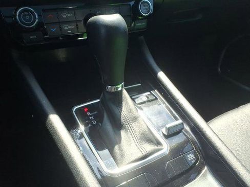 Certified 2023 Jeep Compass Latitude w/ Sun and Sound Group AWD/4WD image 19