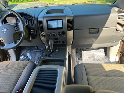 Used 2004 Nissan Titan SE AWD/4WD image 20