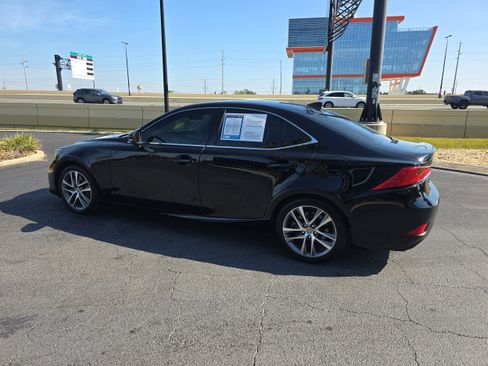 Used 2020 Lexus IS 300 image 24