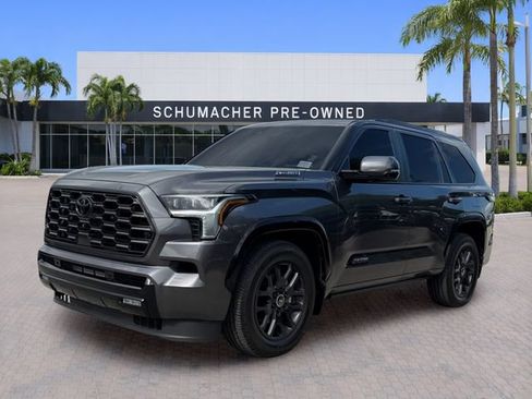 Used 2024 Toyota Sequoia Platinum AWD/4WD image 3