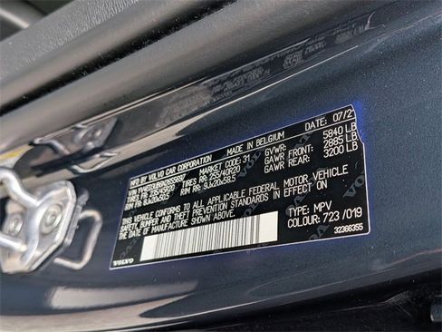 Used 2022 Volvo XC40 P8 Recharge Ultimate image 31