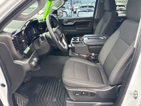 Used 2023 GMC Sierra 1500 Elevation image 13