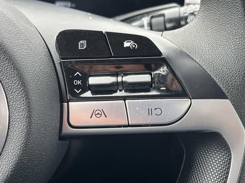 Certified 2024 Hyundai Elantra SEL image 27