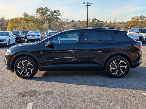 Used 2025 Chevrolet Equinox EV LT image 6