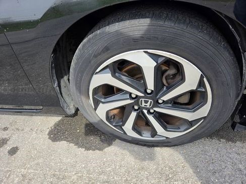 Used 2017 Honda Accord EX-L image 23