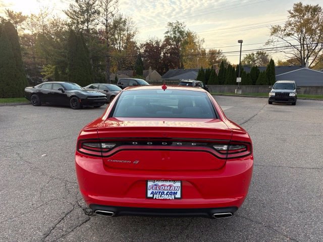 Used 2019 Dodge Charger SXT w/ Driver Confidence Group AWD/4WD image 4