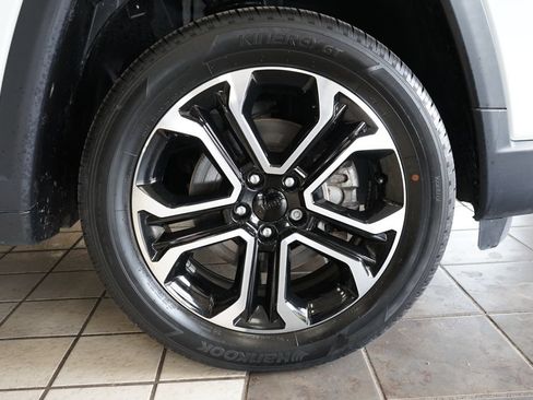 Used 2022 Jeep Compass Limited AWD/4WD image 55