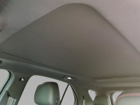 Used 2022 Chevrolet Equinox RS w/ RS Leather Package FWD image 29