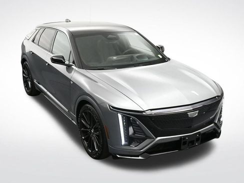 Used 2026 Cadillac Lyriq V w/ LPO, Floor Liner Package AWD/4WD image 22