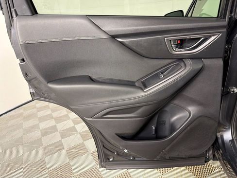 Used 2019 Subaru Forester Premium image 22