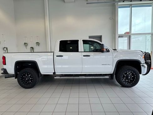 Used 2016 GMC Sierra 3500 4x4 Crew Cab image 29