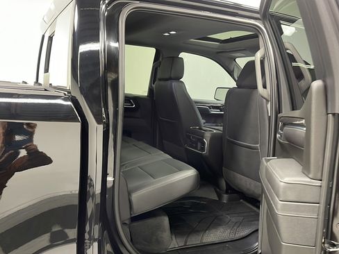 Used 2025 Chevrolet Silverado 1500 LTZ w/ LTZ Premium Package AWD/4WD image 20