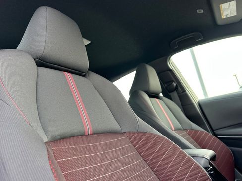 Certified 2025 Toyota Corolla SE image 15