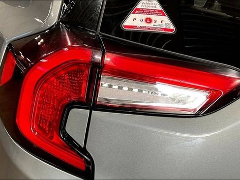 Used 2024 GMC Terrain SLT w/ LPO, Floor Liner Package FWD image 22