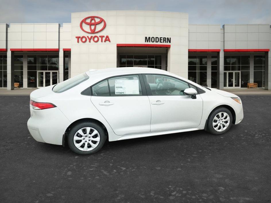 New 2027 Toyota Corolla LE FWD image 8