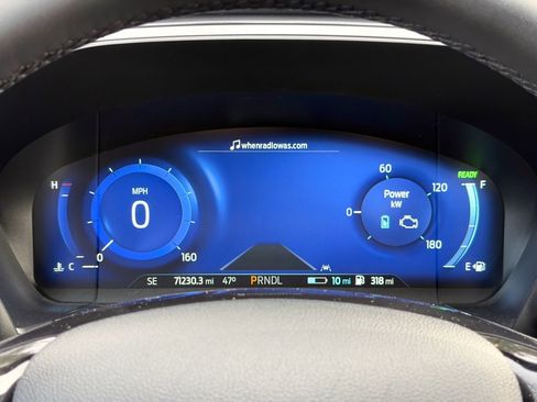 Used 2022 Ford Escape SEL w/ Technology Package image 9