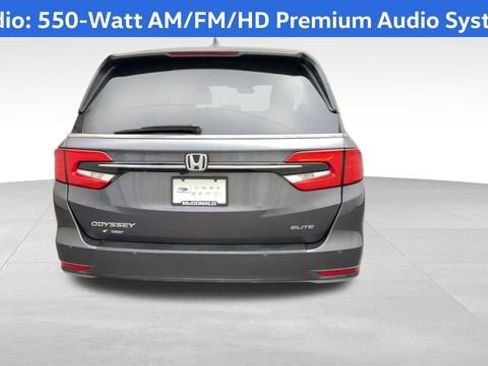 Used 2023 Honda Odyssey Elite image 3