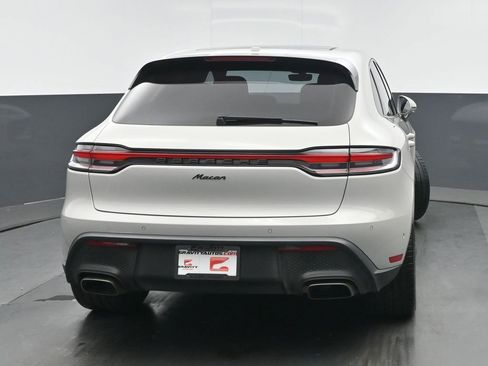 Used 2022 Porsche Macan AWD/4WD image 4