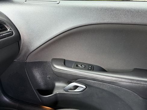 Used 2018 Dodge Challenger SXT w/ Blacktop Package image 26