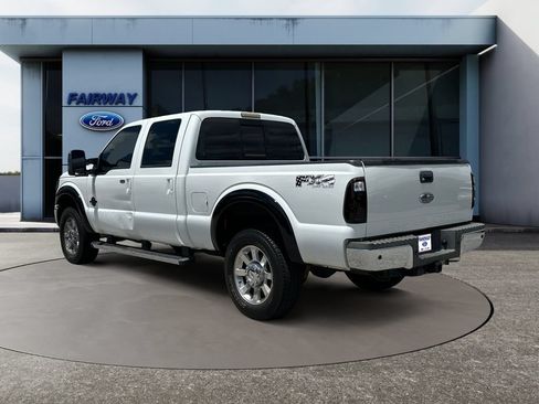 Used 2011 Ford F250 Lariat w/ Chrome Pkg AWD/4WD image 4